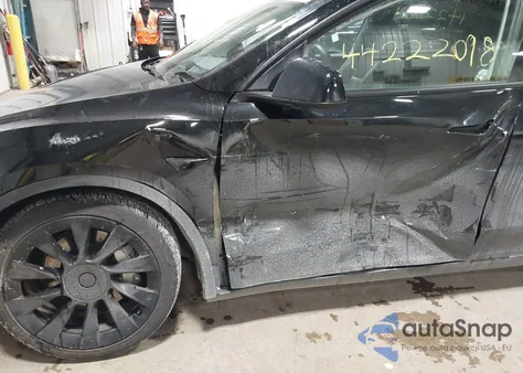 2022 Tesla Model Y Long Range Dual Motor All-Wheel Drive from USA, damaged, VIN 7SAYGDEE4NF363715